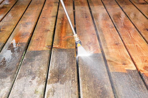 Best Parking Lot and Garage Cleaning  in Cleveland, MS